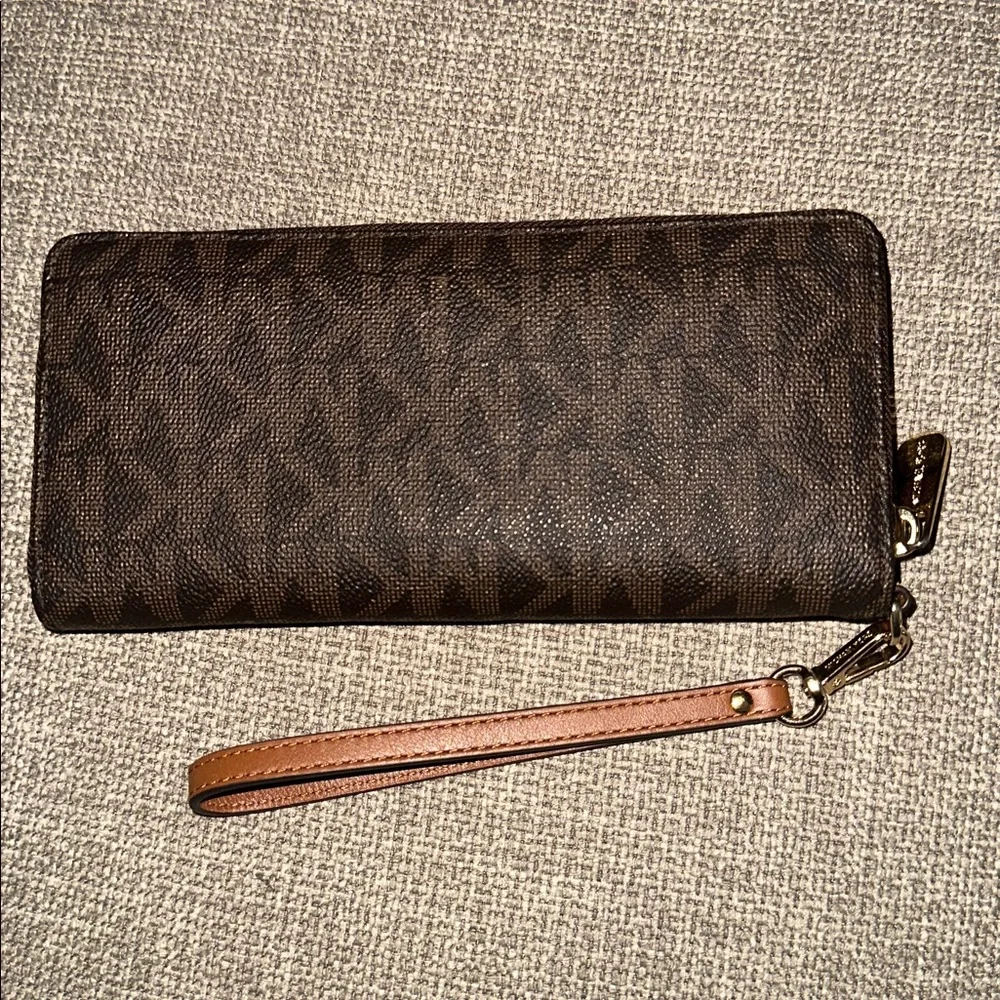 Michael Kors Wallet/Wrislet